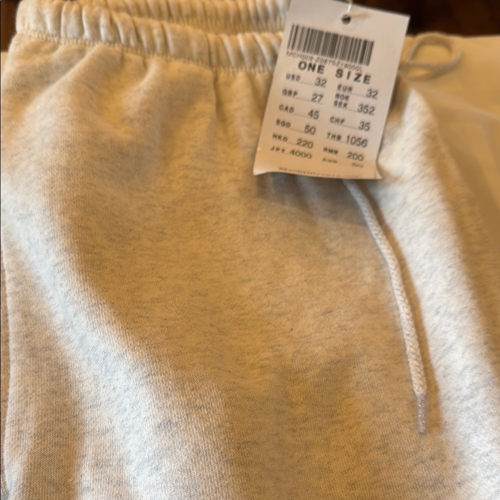 NWT BrandyMelville sweatpants